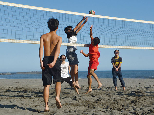 0105　2面　スポーツ写真コンクール